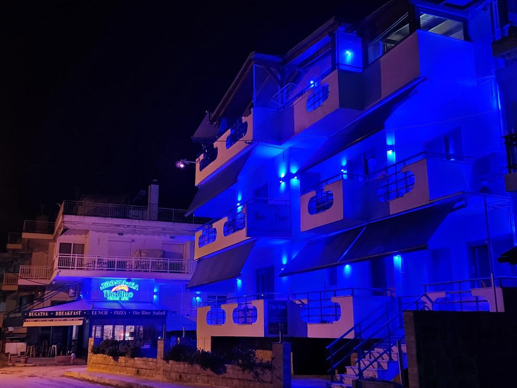 The Blue Beach Apartments Néa Péramos Eksteriør bilde
