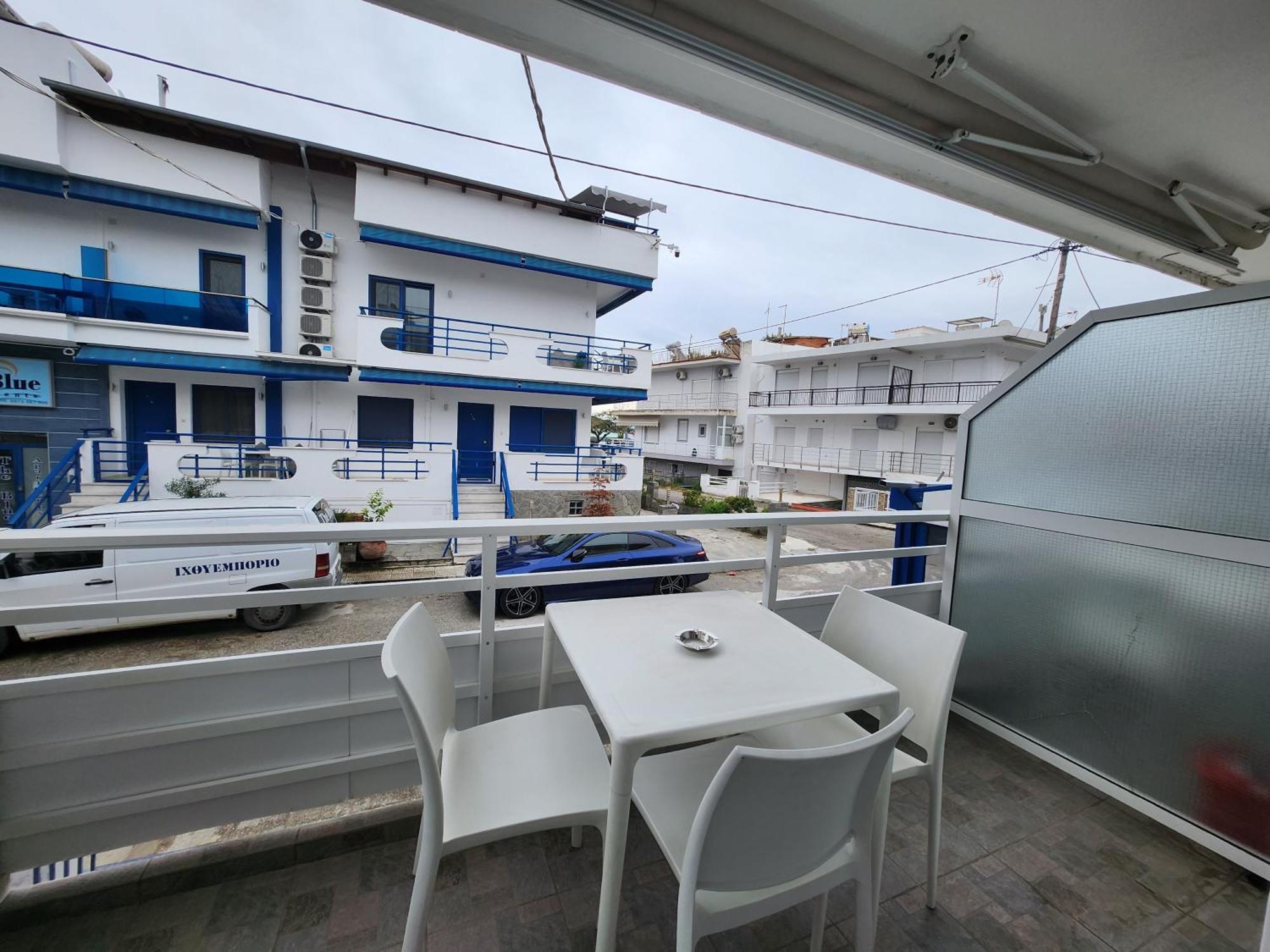 The Blue Beach Apartments Néa Péramos Eksteriør bilde