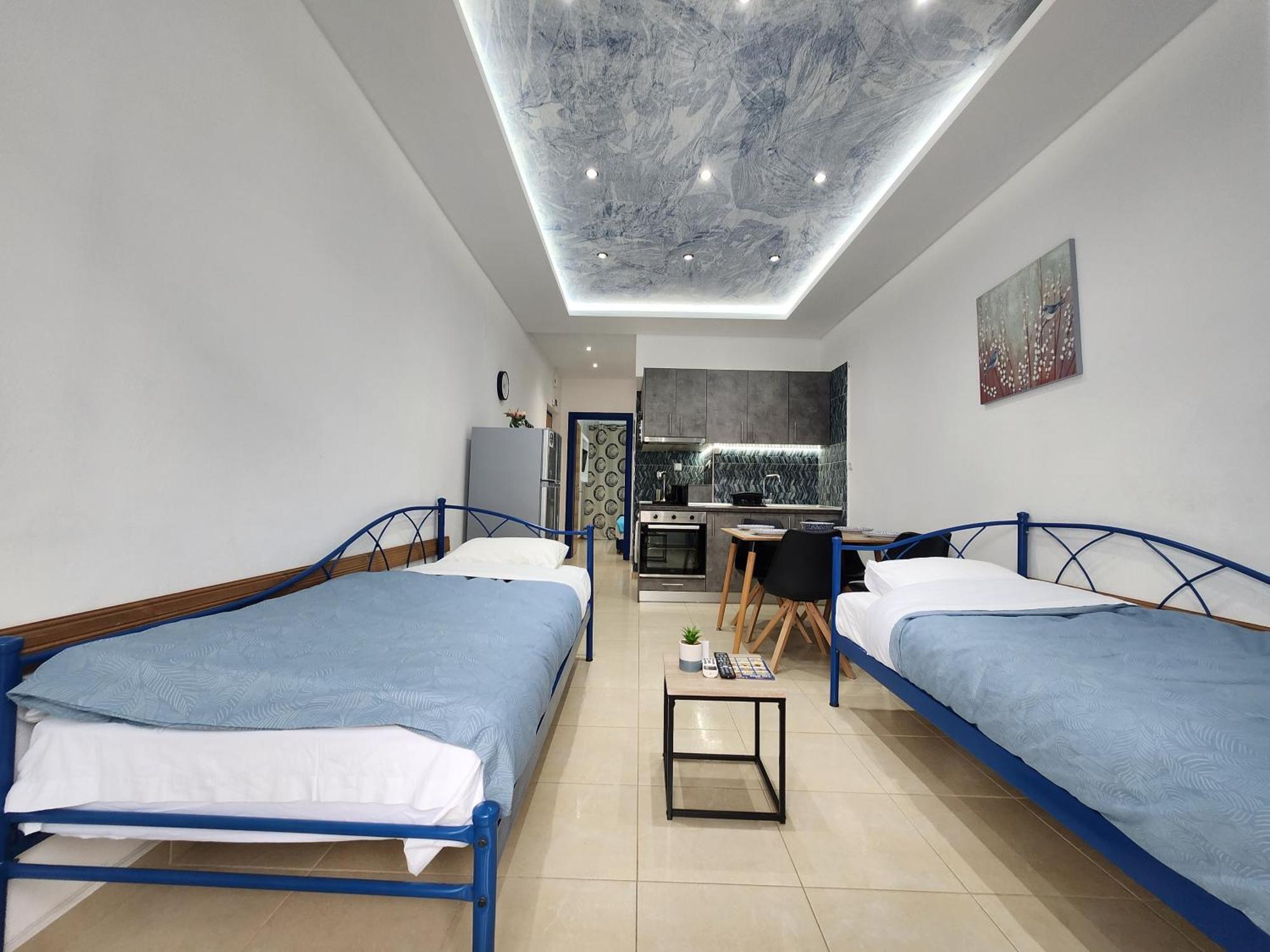 The Blue Beach Apartments Néa Péramos Eksteriør bilde