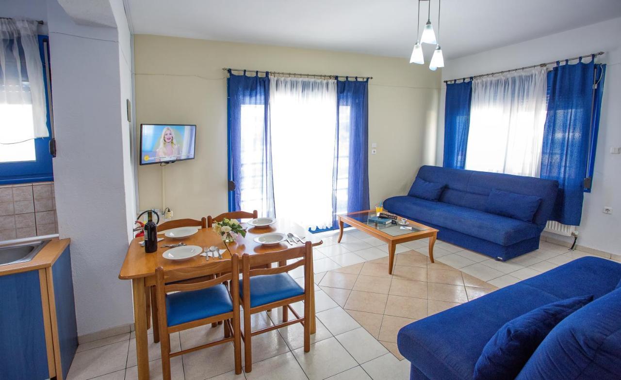 The Blue Beach Apartments Néa Péramos Eksteriør bilde